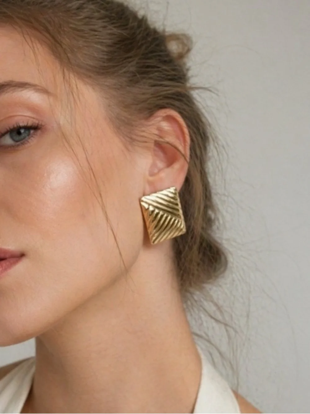 Gold Textured Square Stud Earrings - Women Jewelry